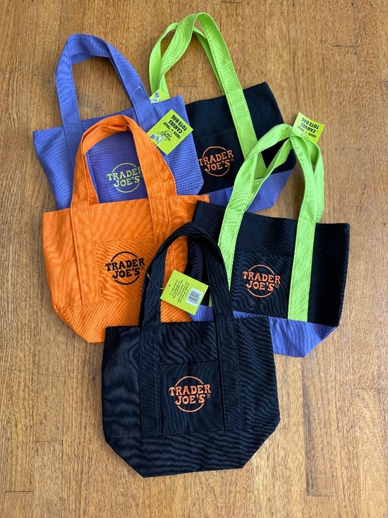 Trader Joe'S Handbags - Trader Joe’s Halloween Mini Tote Bags x 5